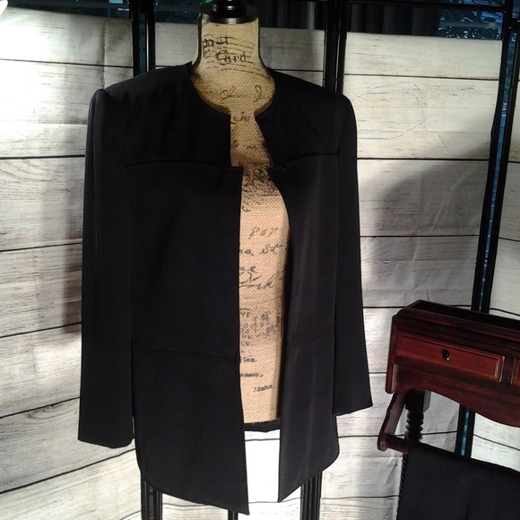 EMILY - BLACK PANT SUIT - Picture 5 of 8